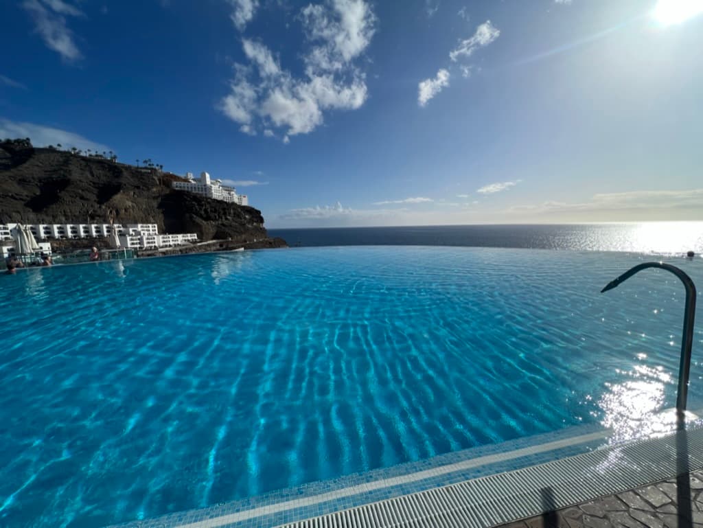 Pool overlooking the Atlantic